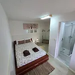 Casa Ribeirinho No Coracao Da Natureza